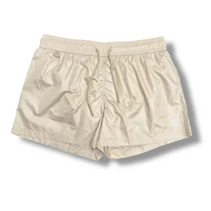 Beige IC